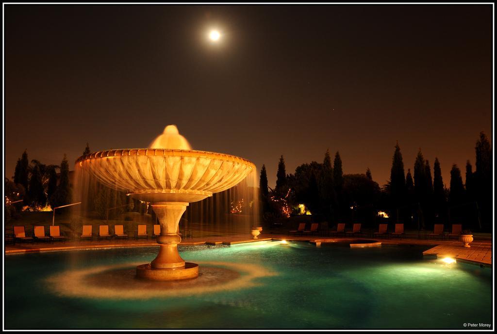 Peermont D'Oreale Grande At Emperors Palace Kempton Park Luaran gambar